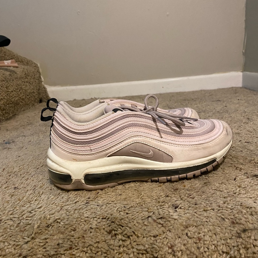 Women’s Nike Sneakers